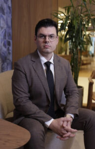 Dor nos Rins Tratamento Especializado em Curitiba com Dr. Matheus Pupulin